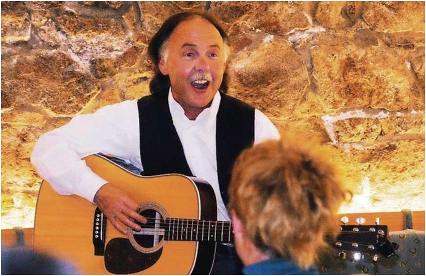 Martin HD-28 in Klein Zimmern