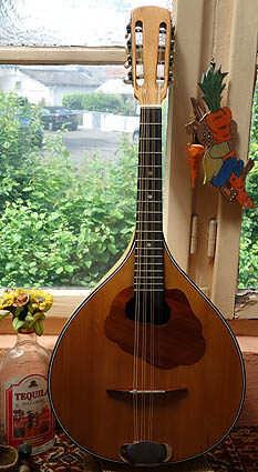 Mandola